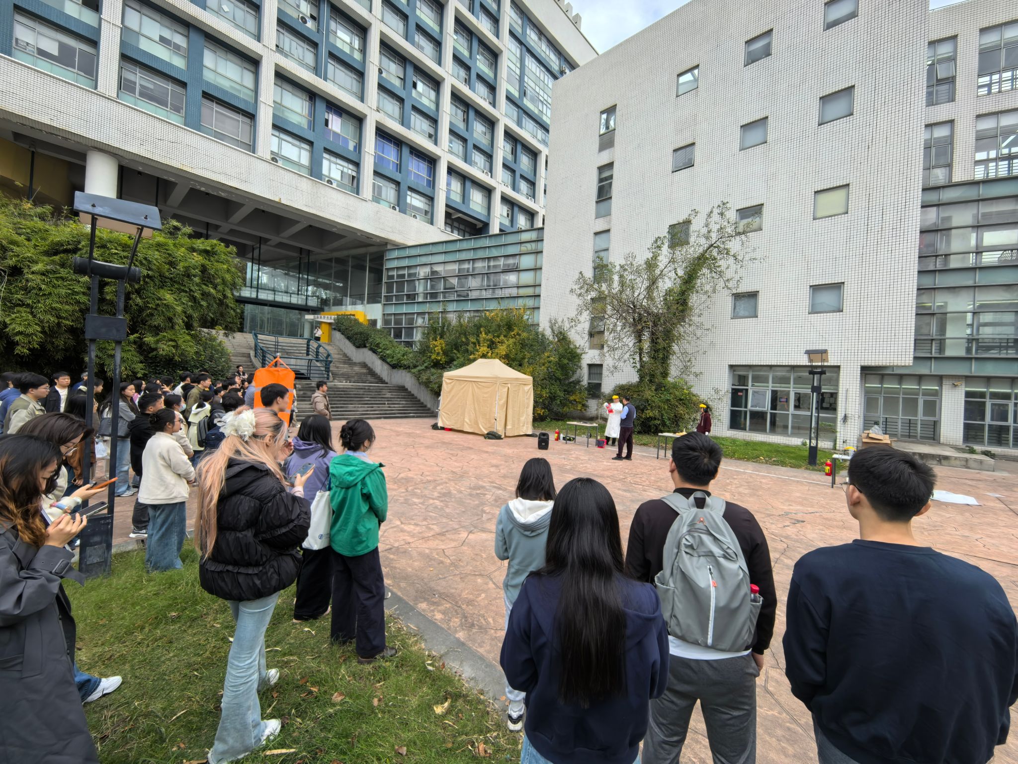 6973911840c8f6d99128a399e6ba0f6